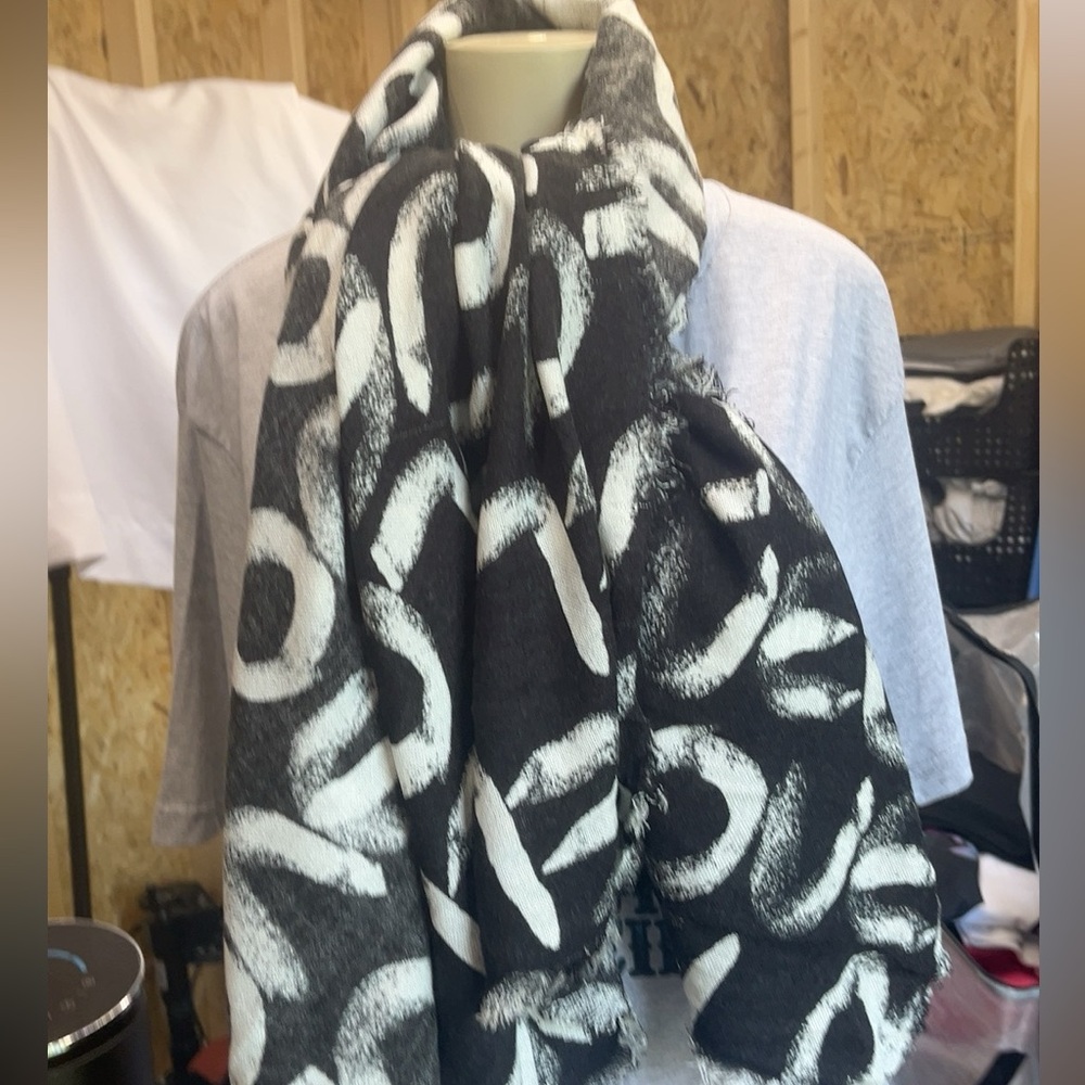 Women’s‎ Scarf